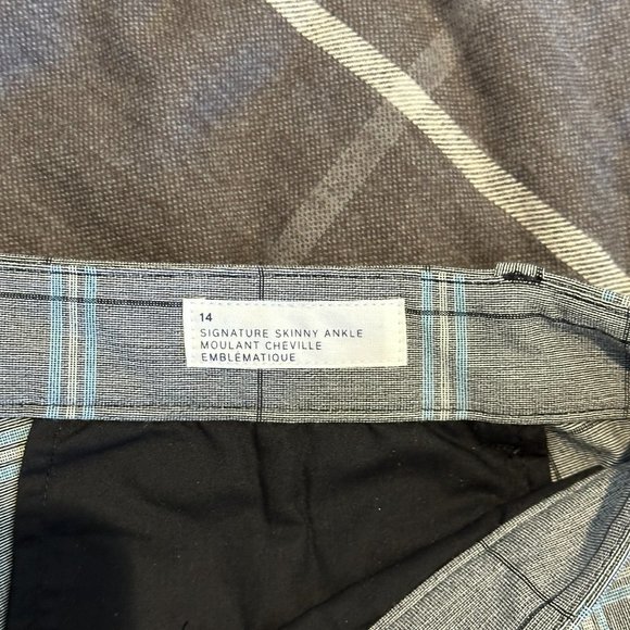 NWT GAP  Light Blue Plaid Cropped Pants - Picture 3 of 5